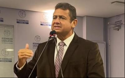 Walber Virgolino endossa críticas a Hugo Motta e diz que fala de André Fernandes lavou a alma da direita